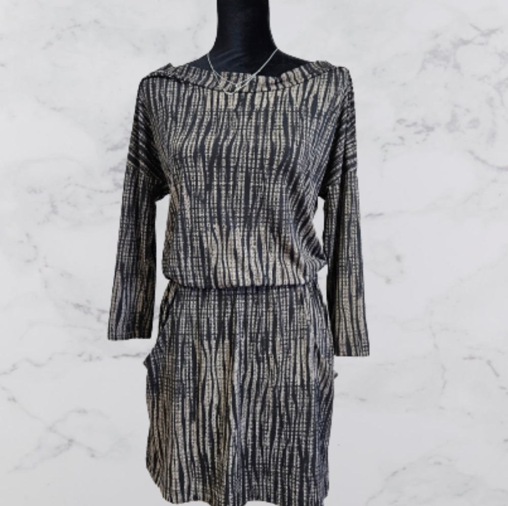 Peyton Jensen women's medium mini pull over dress